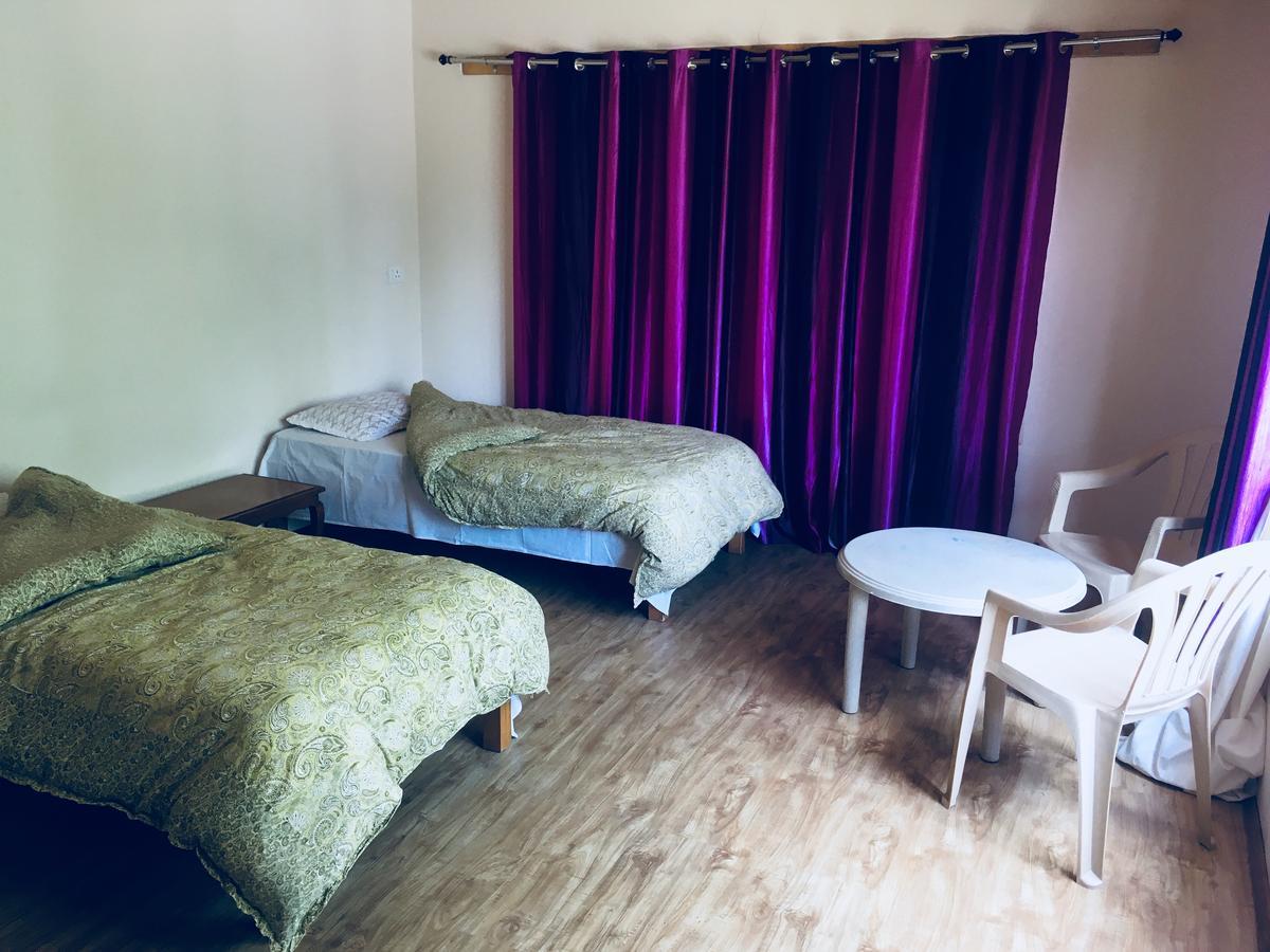 Ponyo Stays Leh Ngoại thất bức ảnh