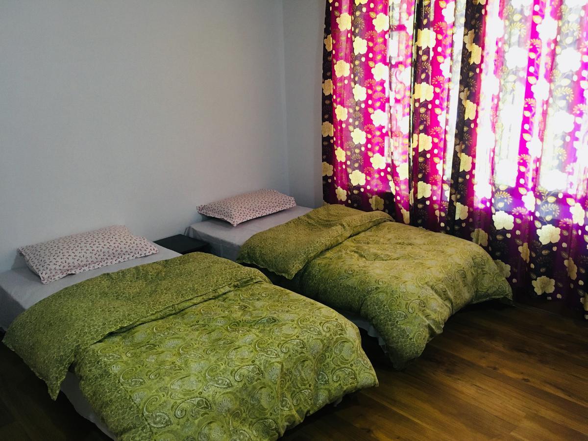 Ponyo Stays Leh Ngoại thất bức ảnh